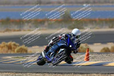 media/Apr-10-2022-SoCal Trackdays (Sun) [[f104b12566]]/Turn 14 (10am)/